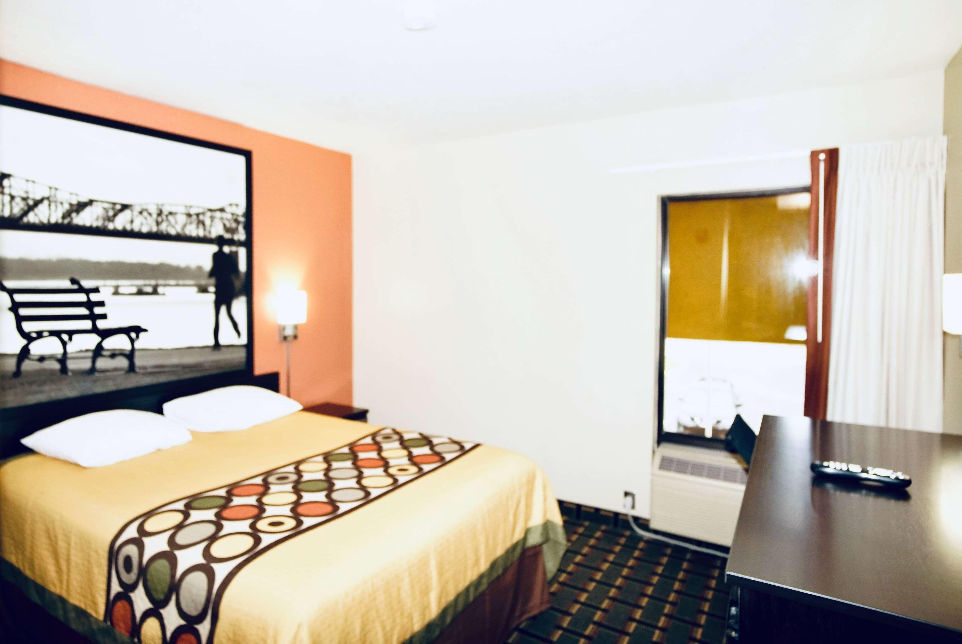 Super 8 By Wyndham Crossville Tn Εξωτερικό φωτογραφία