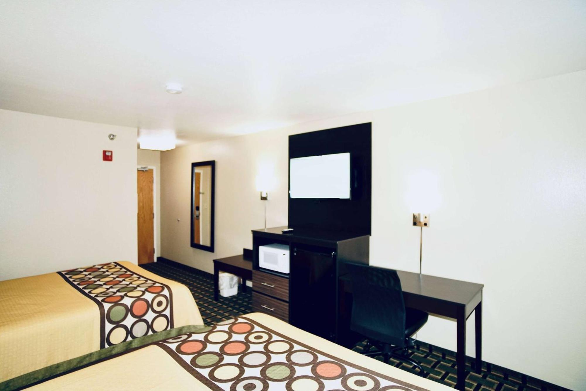 Super 8 By Wyndham Crossville Tn Εξωτερικό φωτογραφία