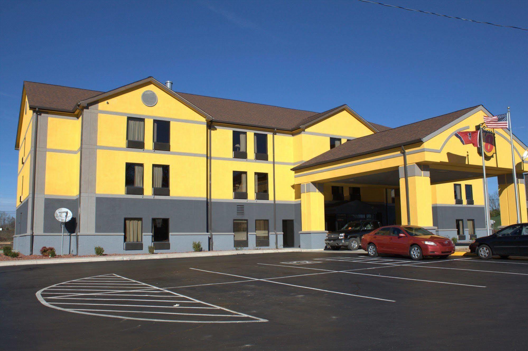 Super 8 By Wyndham Crossville Tn Εξωτερικό φωτογραφία
