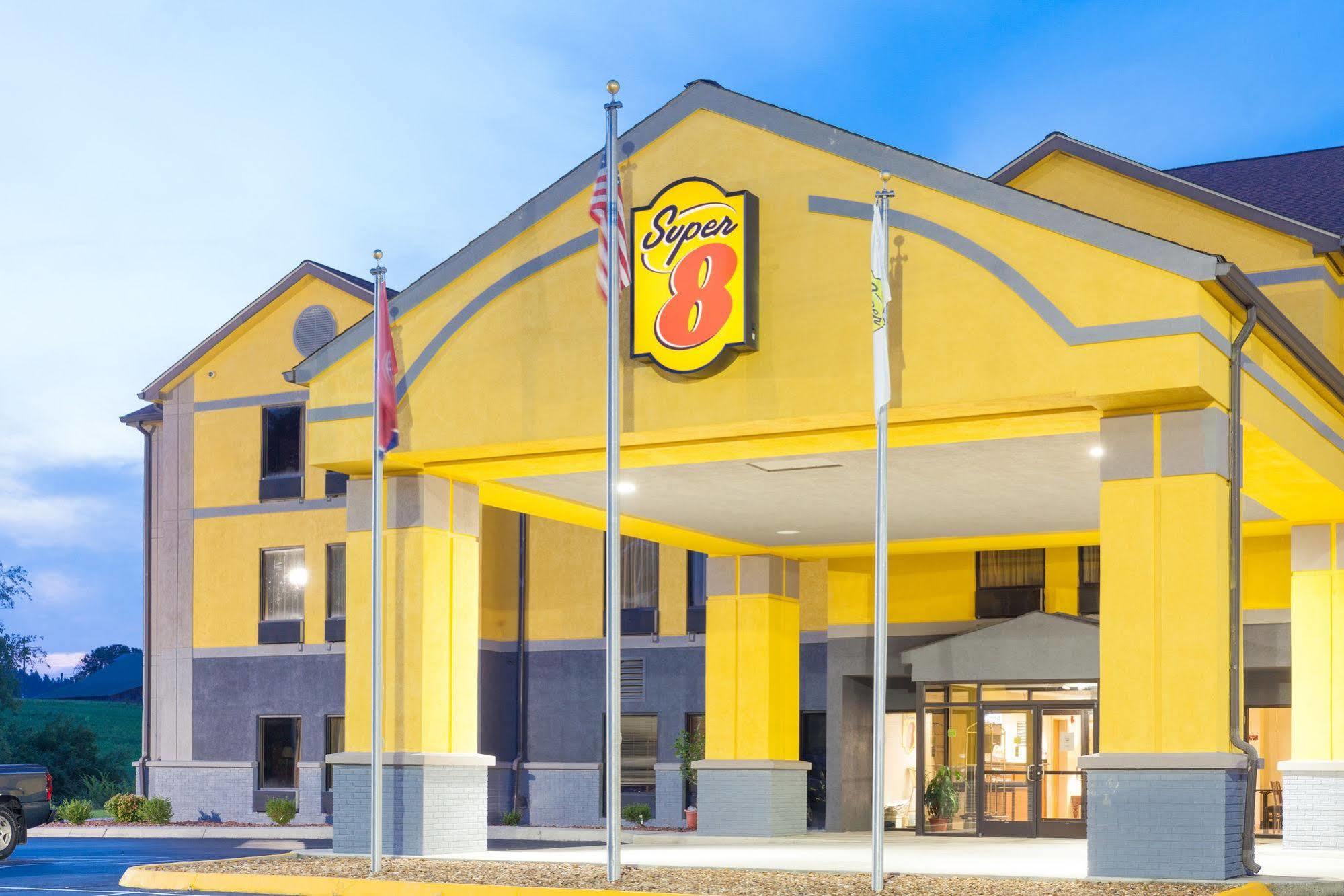 Super 8 By Wyndham Crossville Tn Εξωτερικό φωτογραφία